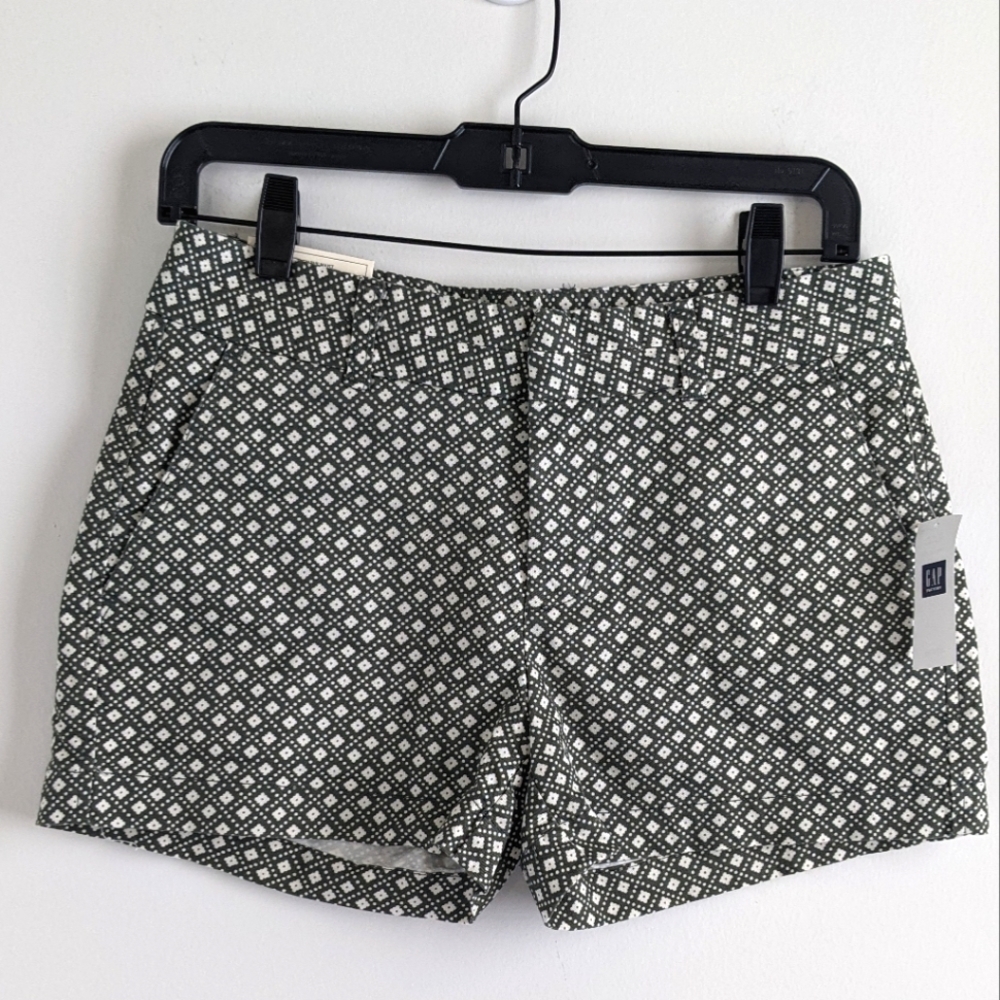 Nwt Gap Khaki City Shorts Size 0
